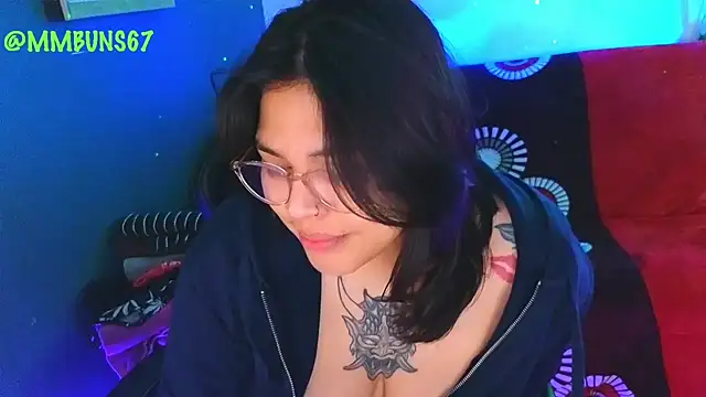 miacanela_xo