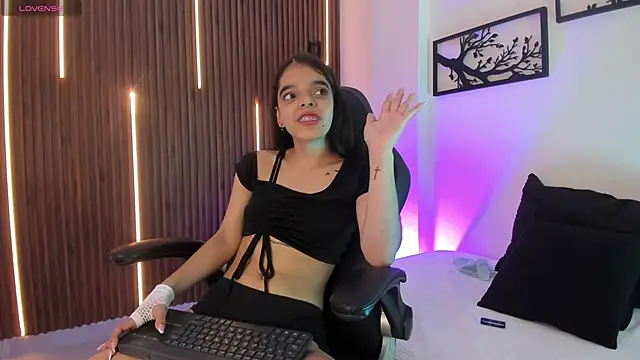 Sophia_Blazee