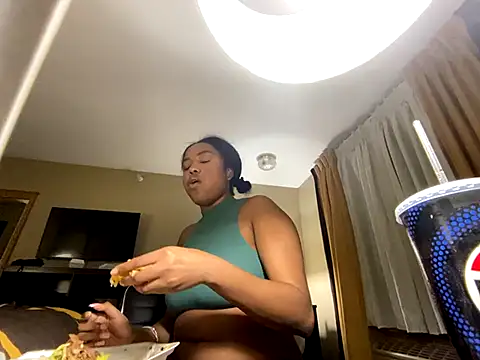 princesslivv - Princesslivv's free webcam