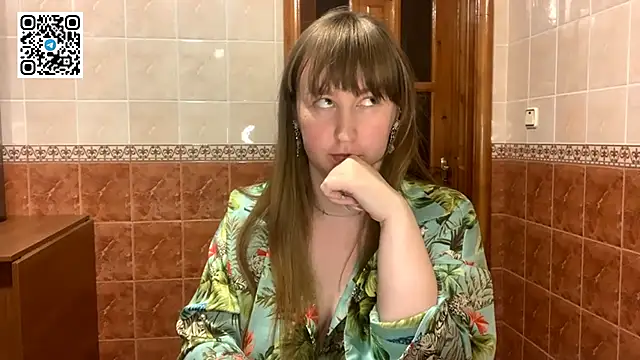 maroonmoon_ - MaroonMoon_'s free webcam