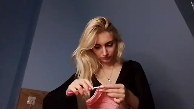 lesyawhite - Lesyawhite's free webcam