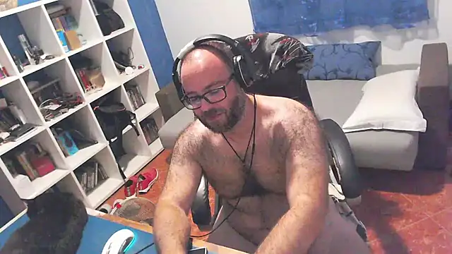 ravingr4d4 (Ask my age) - I want to CUM