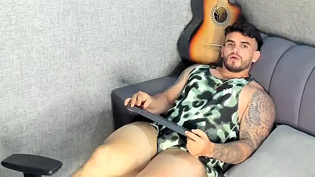 Ricardogo19 Live Webcam on Stripchat