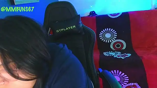 miacanela_xo