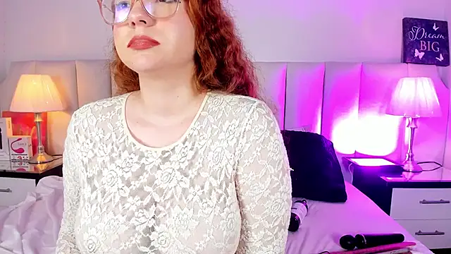 lizy_portman - Lizy_portman's free webcam - UK Sex Cams