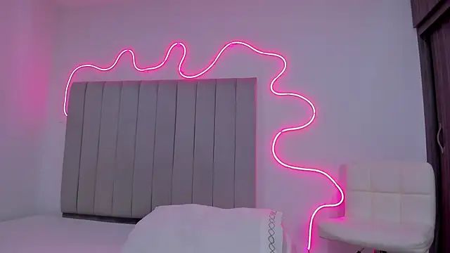 amy_robertz - Amy_robertz's free webcam - UK Sex Cams