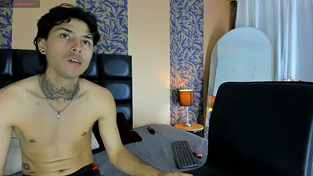 hinata_itachi - Hinata_itachi's free webcam