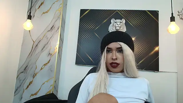 cloeandtyfanny - Cloeandtyfanny's free webcam - UK Sex Cams