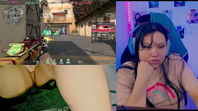 crystal7u7 - Crystal7u7's free webcam - UK Sex Cams