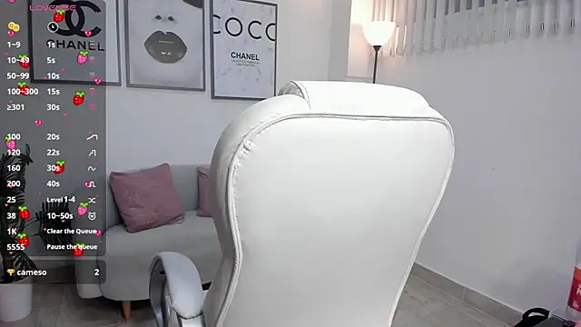 dafne_hills - Dafne_hills's free webcam - UK Sex Cams