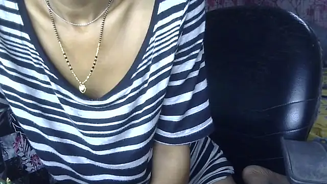 Sexy_Heena69