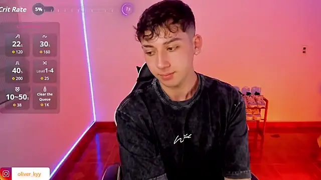 oliver_kyy - Oliver_kyy's free webcam - UK Sex Cams