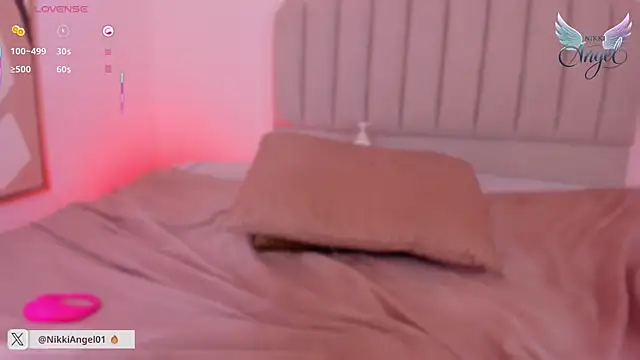 Nikki_Angel_