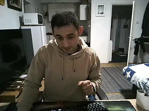mihaimichael - Mihaimichael's free webcam
