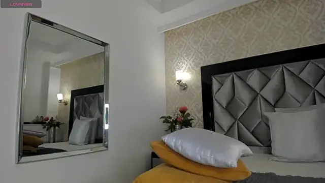 Layla_Mackenzie