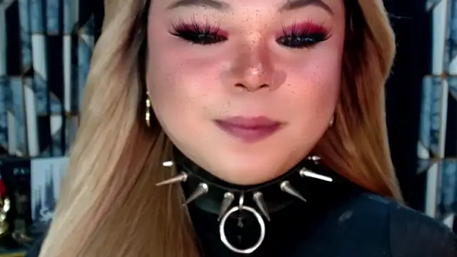 Модель: Mistress_CassieXX