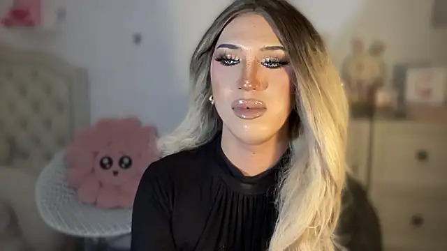 ts_glamxxxx - Ts_glamxxxx's free webcam - UK Sex Cams
