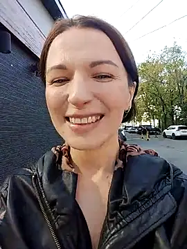Brilliant-Queen1 Live Webcam on Stripchat
