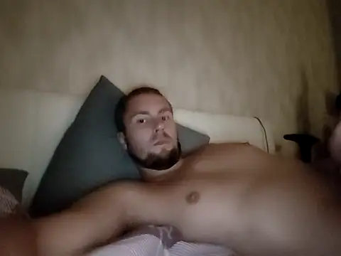 vladyslav30 - Vladyslav30's free webcam