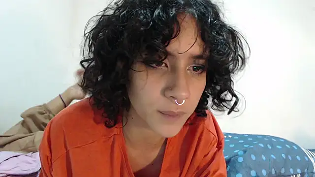 AlinaWoolf_