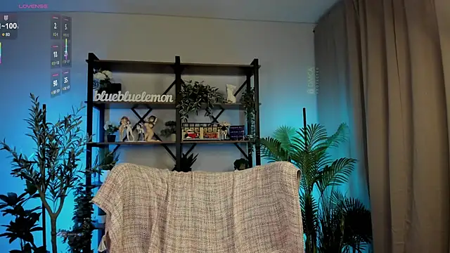 careful_i_bite_nya