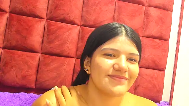 AANGELADIAZZ