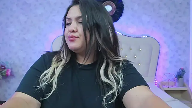 CurvyAleya