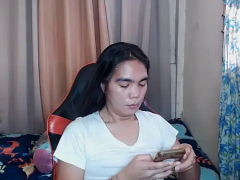 simple_martina - Simple_Martina's free webcam