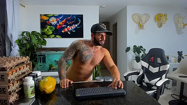 johnnygrayson1 - Johnnygrayson1's free webcam - UK Sex Cams