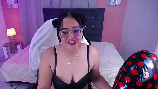 sofia_leving - Sofia_leving's free webcam - UK Sex Cams