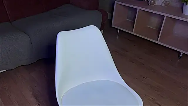 stephanieemiller - StephanieeMiller's free webcam - UK Sex Cams