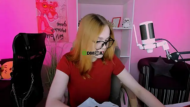 ellie_fire1