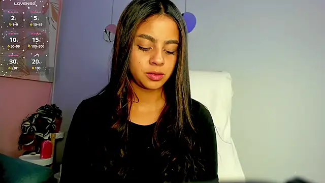 Bella_walker_