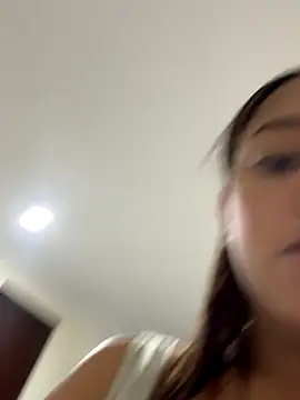 Thalia30hot webcam