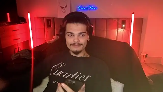 jordanshow - JordanShow's free webcam