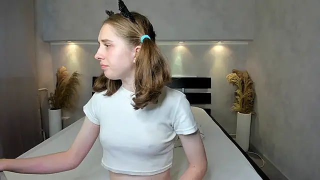 Camilla_Kelly Live Webcam on Stripchat