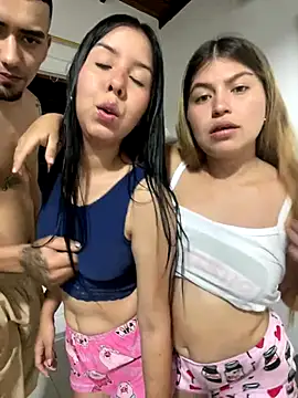 royalgirls_x - Royalgirls_x's free webcam