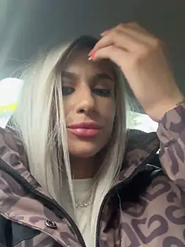 KarlaBart from StripChat is Freechat