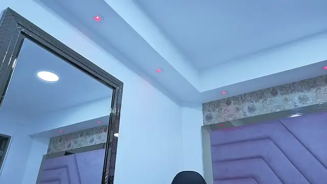 alesiacooper - AlesiaCooper's free webcam - UK Sex Cams