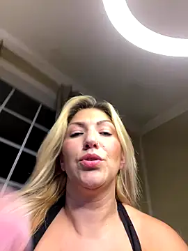 littlemisseeve - LittleMissEeve's free webcam - UK Sex Cams