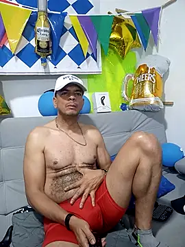 latinmartin73 - Latinmartin73's free webcam