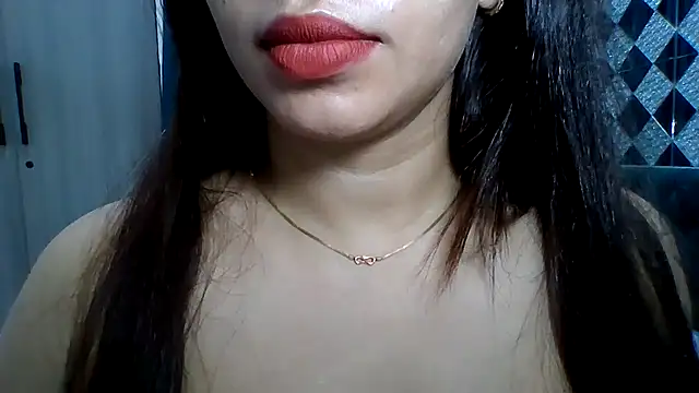 sparkling_queen from StripChat is Freechat