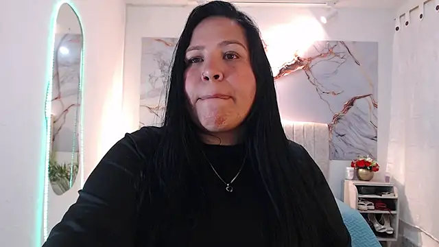 Ashley_Grahaam