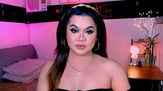 asiankatyhuge