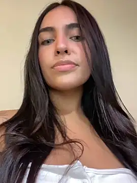 daphneuwu - DaphneUwu's free webcam