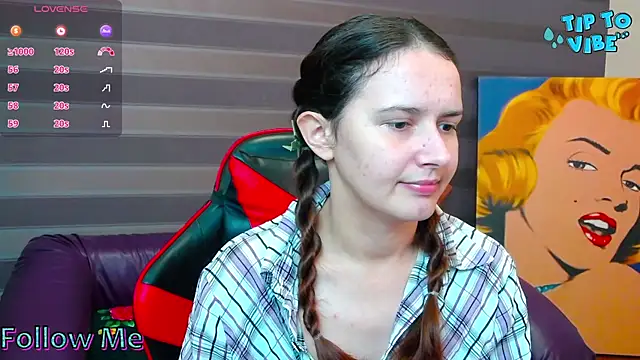iris_nikhols's Stripchat show and profile