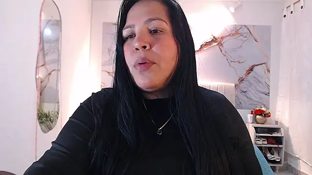 Ashley_Grahaam