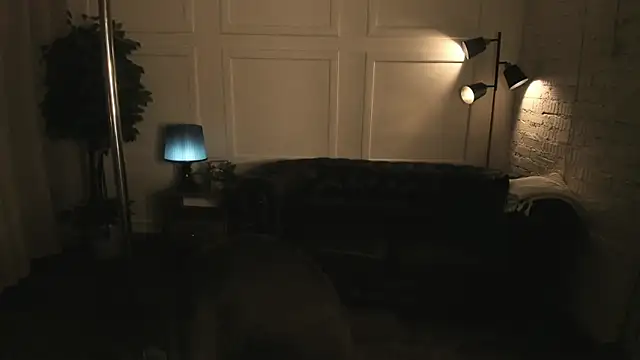 Dark_Moni