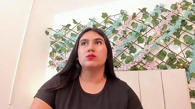 lexiibloom - LexiiBloom's free webcam