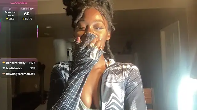 maskedgirl5005